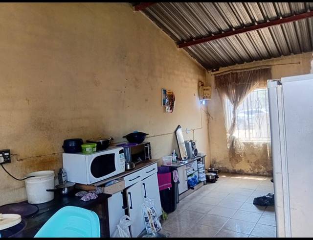 2 BEDROOM HOUSE FOR SALE IN PALM RIDGE